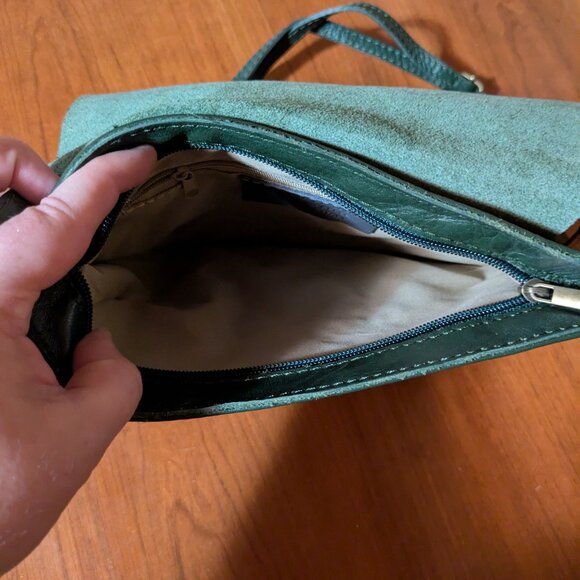 Italian leather cross body purse - Picture 3 of 5